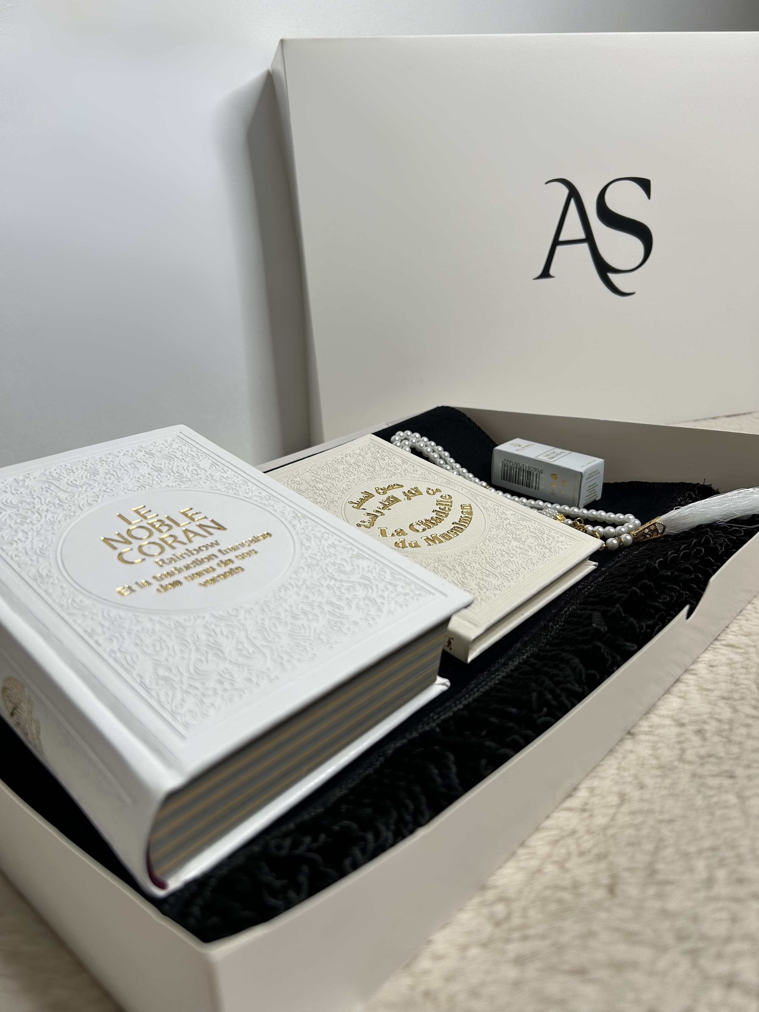 Coffret Coran Velours Noir et Blanc